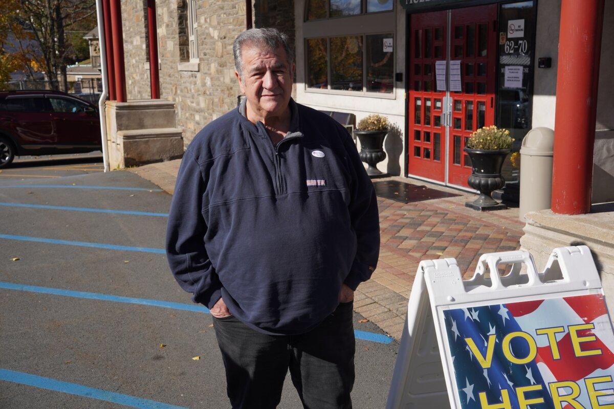 Middletown Mayor Joseph DeStefano outside the Mulberry House Senior Center polling site in Middletown, N.Y., on Nov. 4, 2025. (Oliver Mantyk/The Epoch Times)