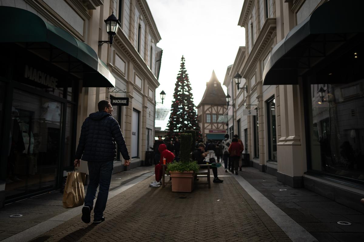 BC City Opts Out of Holiday Staff Party After Spending $120,000 on 2024 Celebration