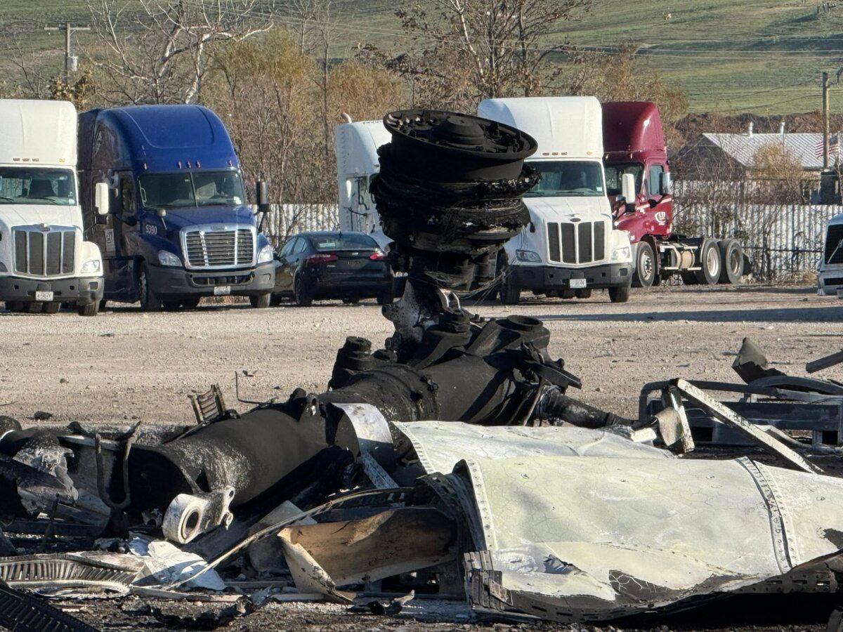 The NTSB confirmed that the cargo plane’s left engine detached from the wing during takeoff. (Louisville Mayor Craig Greenberg/Facebook)