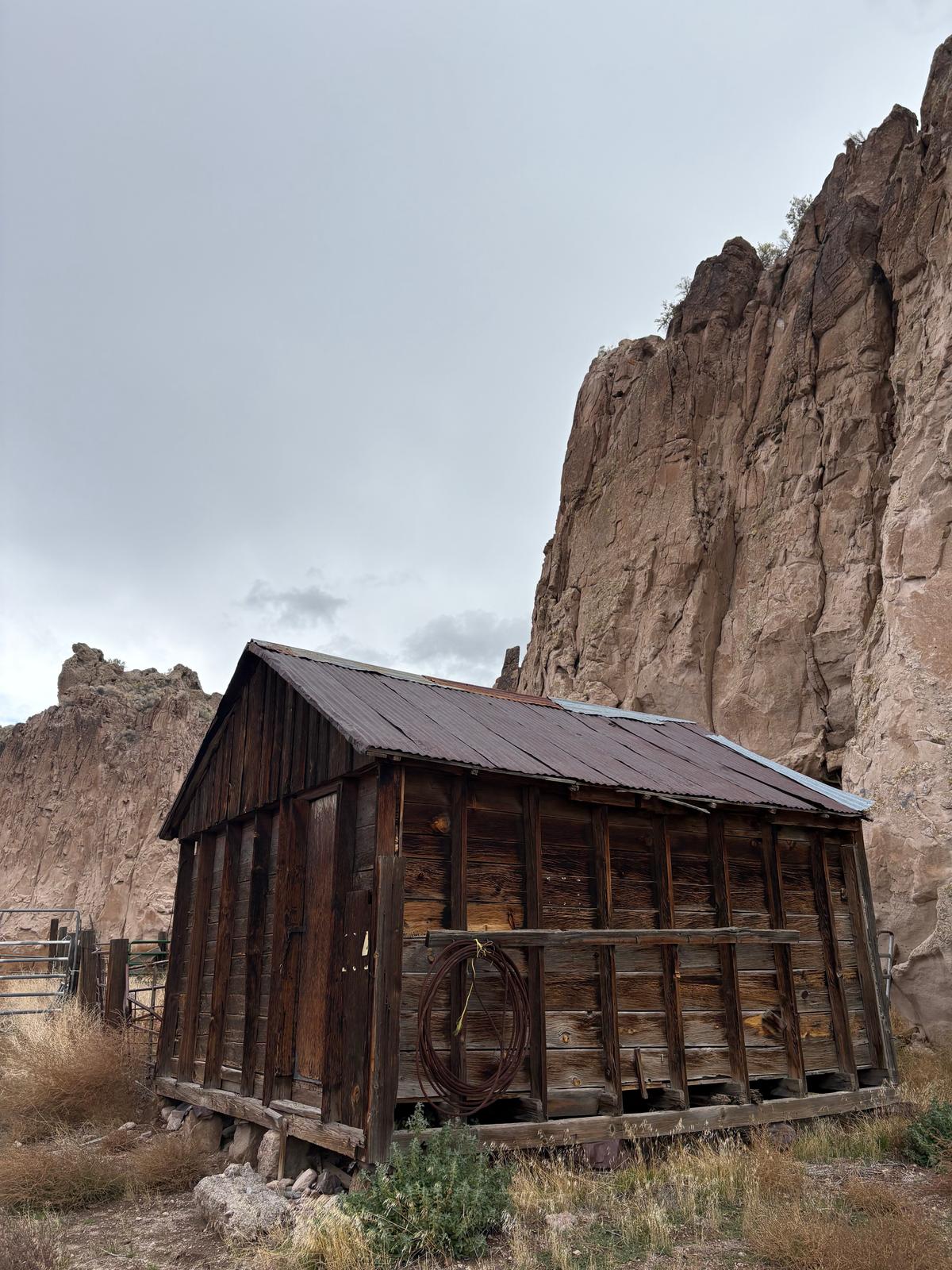 The 19th-century barn at Pioneer Rock still stands, leading tourists to wonder about the men and women who lived in this rugged, rocky landscape. (Deena Bouknight)