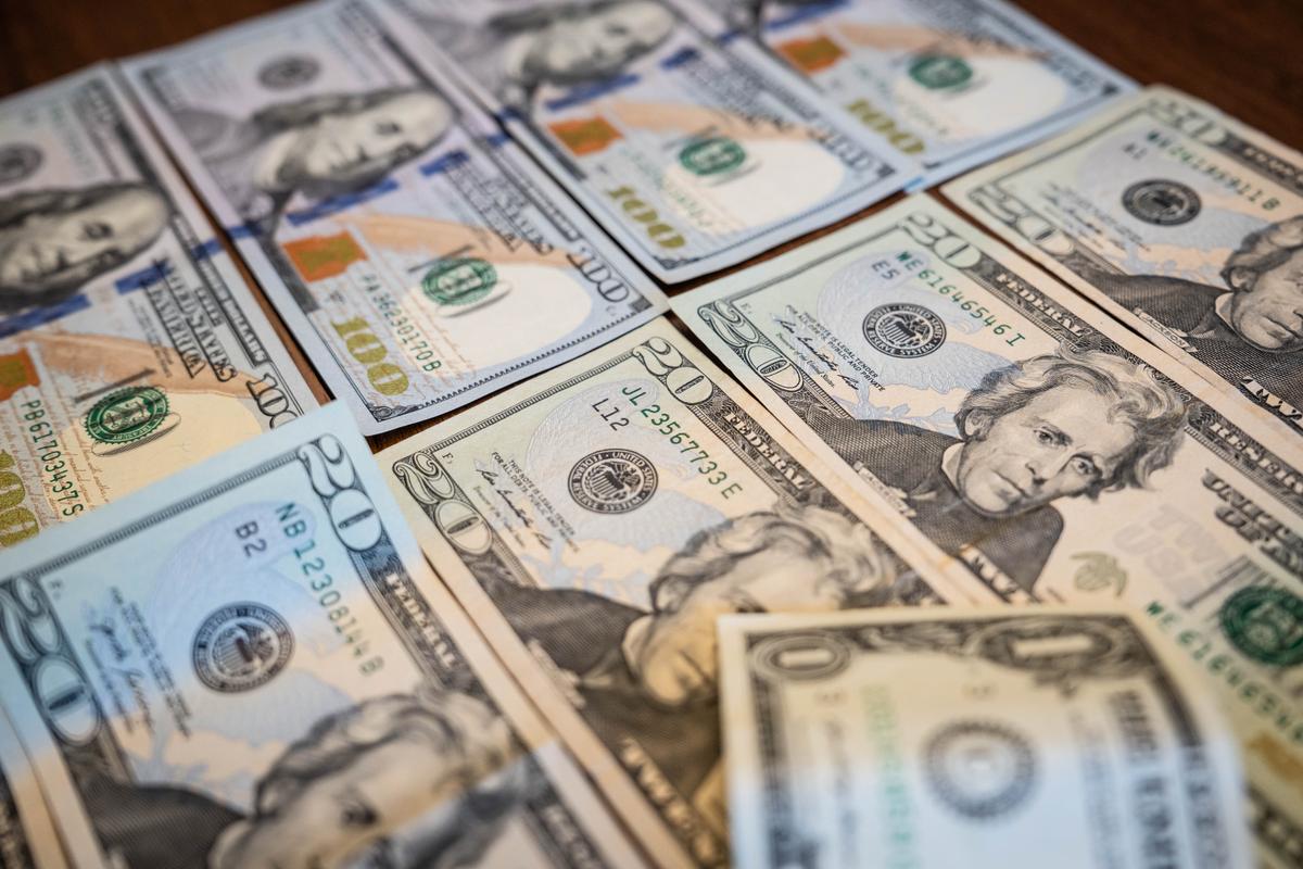 Market Sentiment Toward US Dollar Reaches Highest Point Since 2015