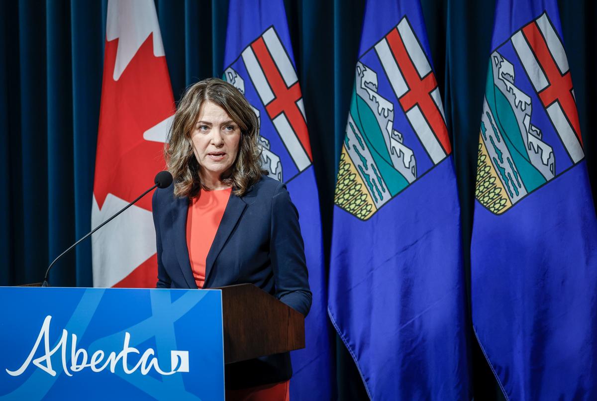 Alberta, Ottawa Energy Accord Potentially Involving New Pipeline May Come in Weeks: Premier Smith