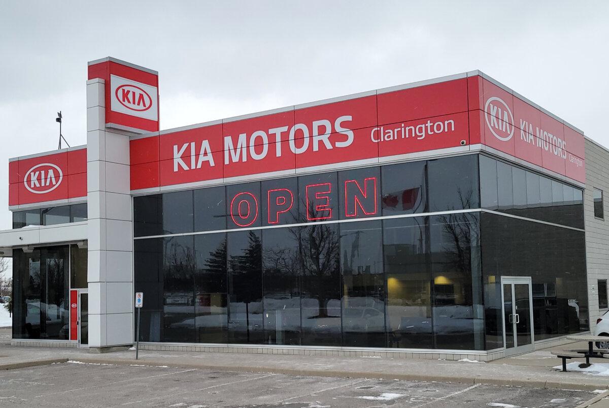 A Kia car dealership is shown in Bowmanville, Ont., on Jan. 22, 2022. (The Canadian Press/Doug Ives)