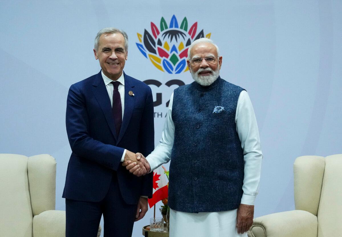 Prime Minister Mark Carney takes part in a bilateral meeting with Indian Prime Minister Narendra Modi during the G20 Summit in Johannesburg, South Africa, on Nov. 23, 2025. (The Canadian Press/Sean Kilpatrick)