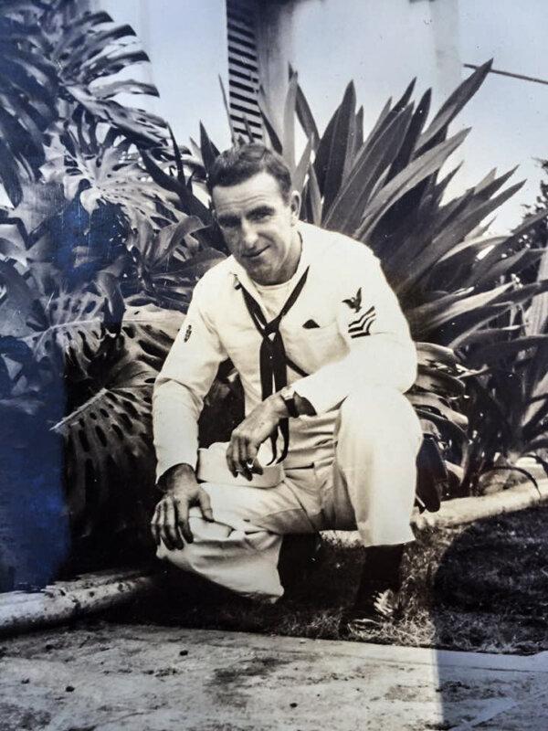 Ken Hartle in uniform. (Public Domain)