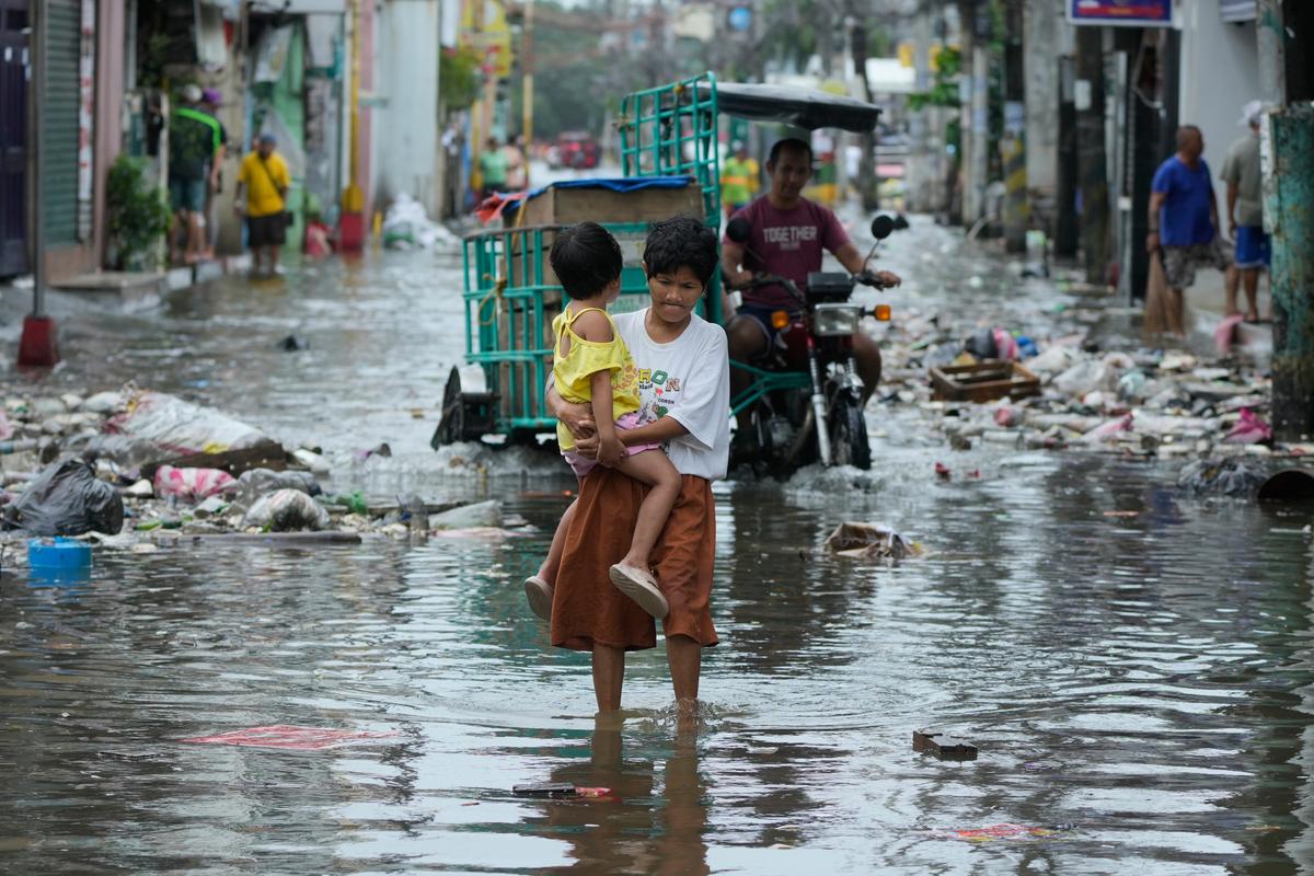 Taiwan Evacuates Thousands Ahead of Tropical Storm Fung-Wong Which Left 25 Dead in the Philippines