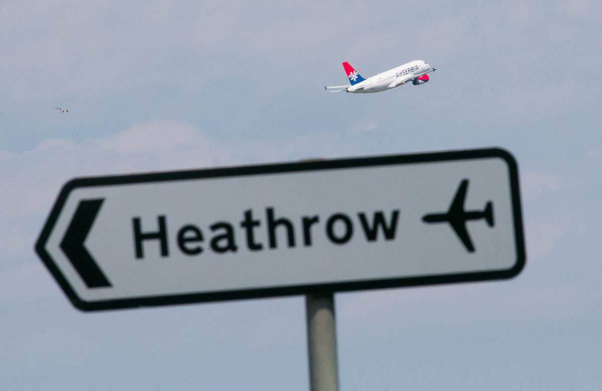 Group of Large Firms Back Third Runway Bid by Heathrow’s Owners