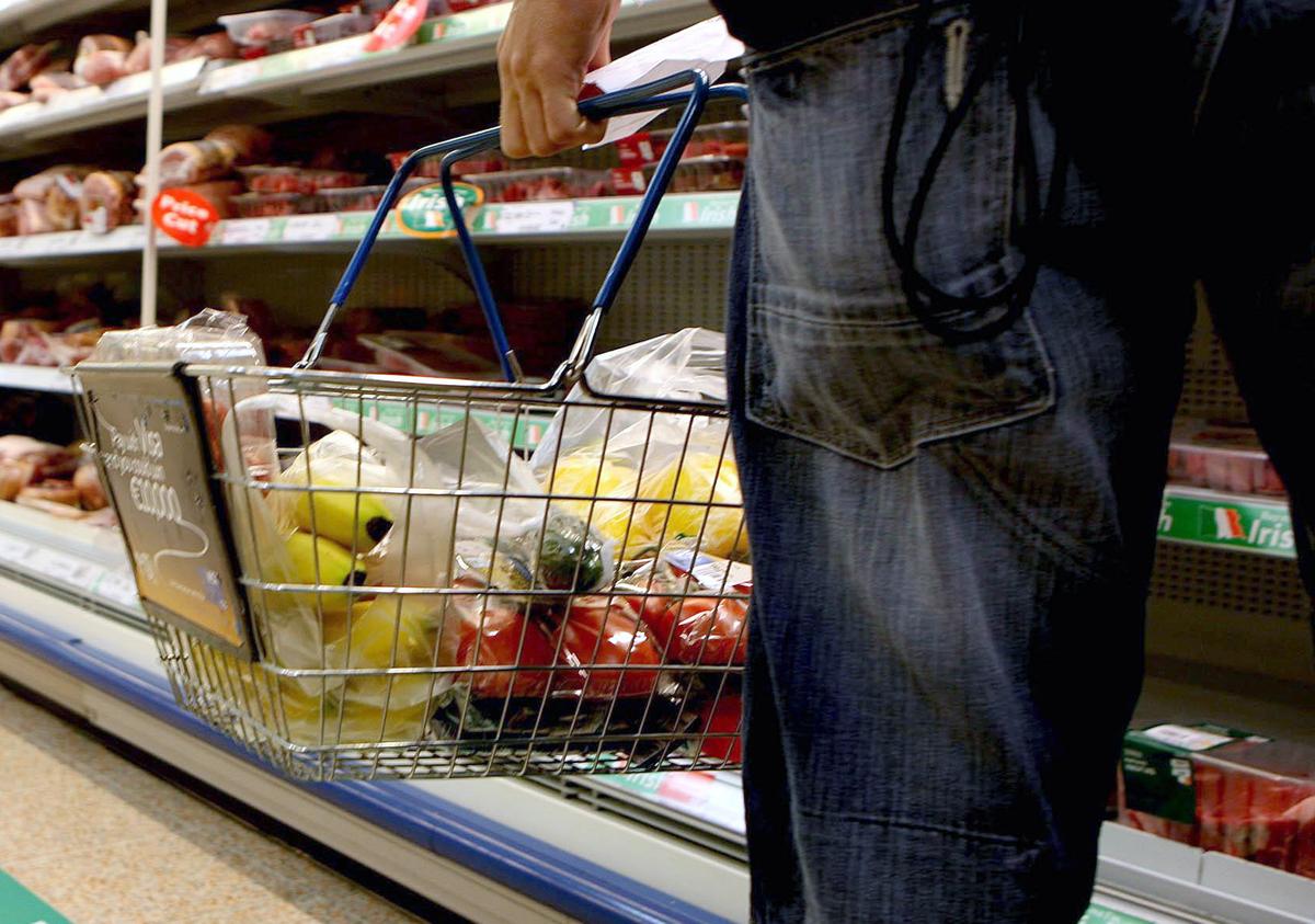 October Inflation Fall Raises Hopes of Pre-Christmas Interest Rate Cut