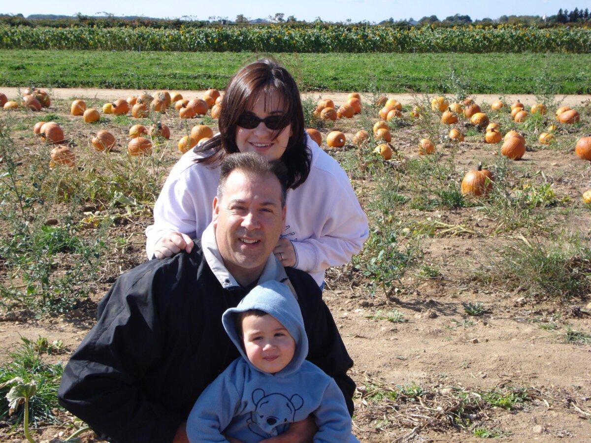 Bobby Zane as a young boy, with his mother and father. (Courtesy of First Responders Children's Foundation)