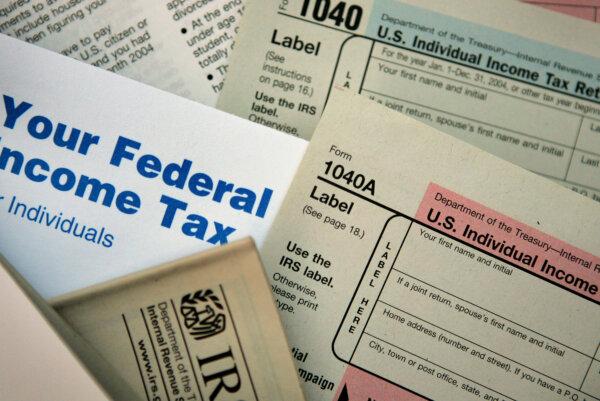 LIVE NOW: Rollins, Lutnick, Hassett Hold Tax Day Press Conference