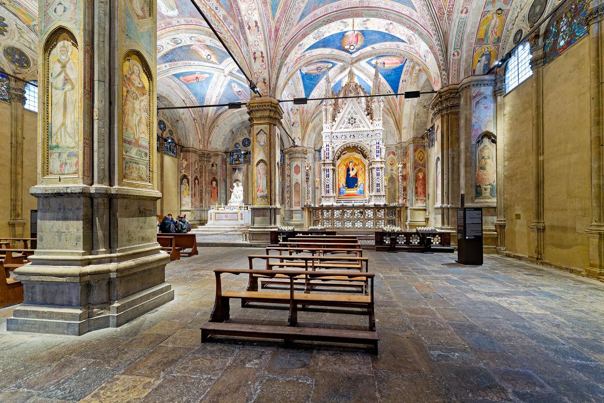 A model of late Italian Gothic architecture, the Orsanmichele’s oratory features frescoed groin vaults and stained-glass windows with detailed tracery. The monumental marble tabernacle, sculpted by Andrea di Cione (Orcagna), was built to showcase Bernardo Daddi’s famed “Madonna and Child” and is one of the chapel’s most elaborate and impressive features. (MB_Photographer/Shutterstock)