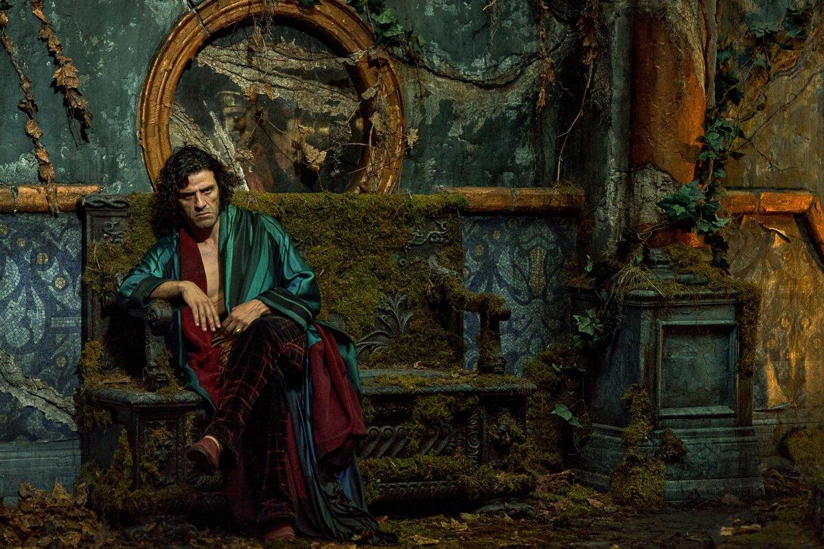 Victor Frankenstein (Oscar Isaac), in "Frankenstein." (Netflix)
