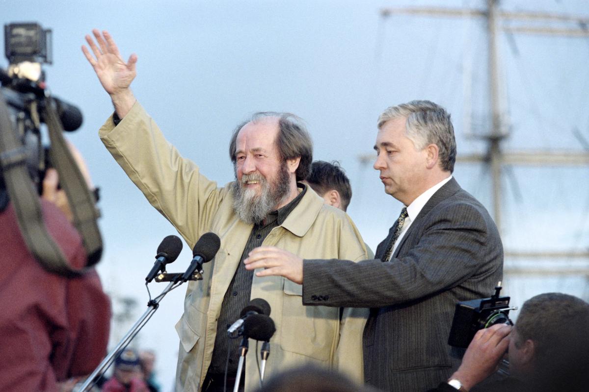 Live Not by Lies: A Defence of Dissident Scholars 