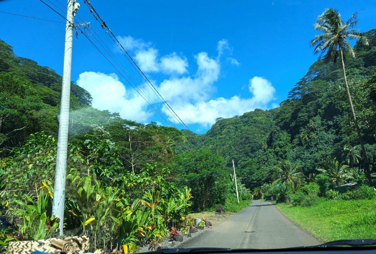 The Circle Tour along Tahiti's coastal two-lane road circumnavigates French Polynesia's largest island. (Athena Lucero)