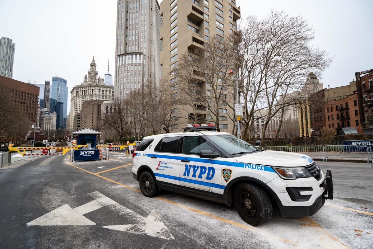 Man Convicted of Manslaughter, but Not Murder, in Shooting of NYPD Officer