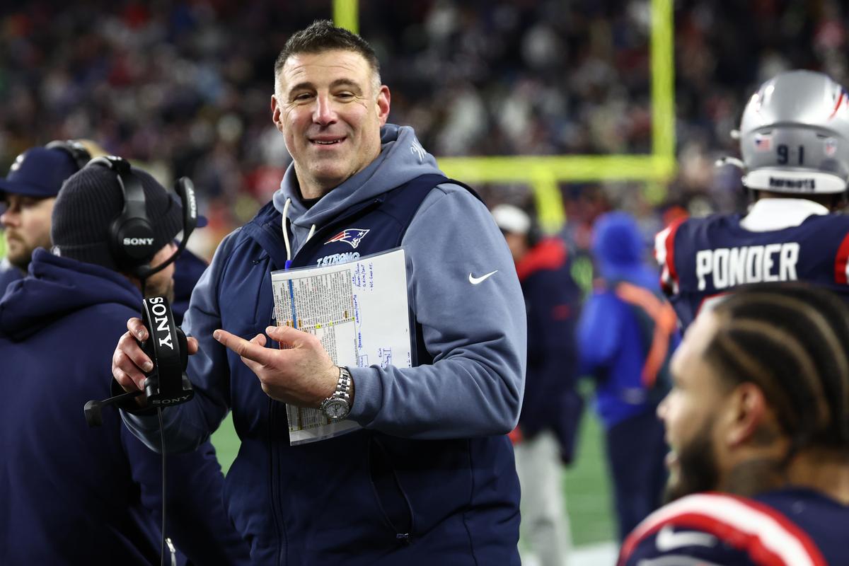 Scandal Involving Reporter Will Force Patriots Coach to Miss Day 3 of the Draft