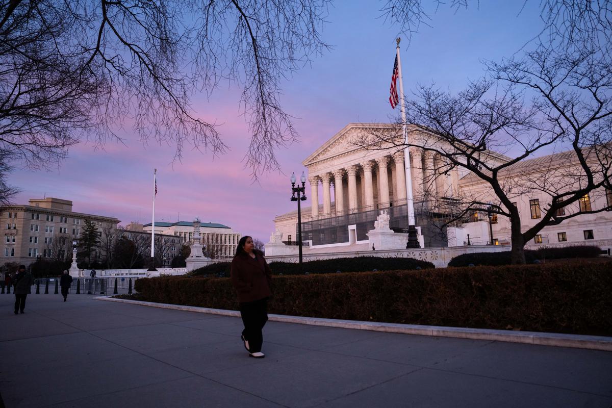 What’s at Stake in the Supreme Court Battle Over Hawaii’s Gun Law