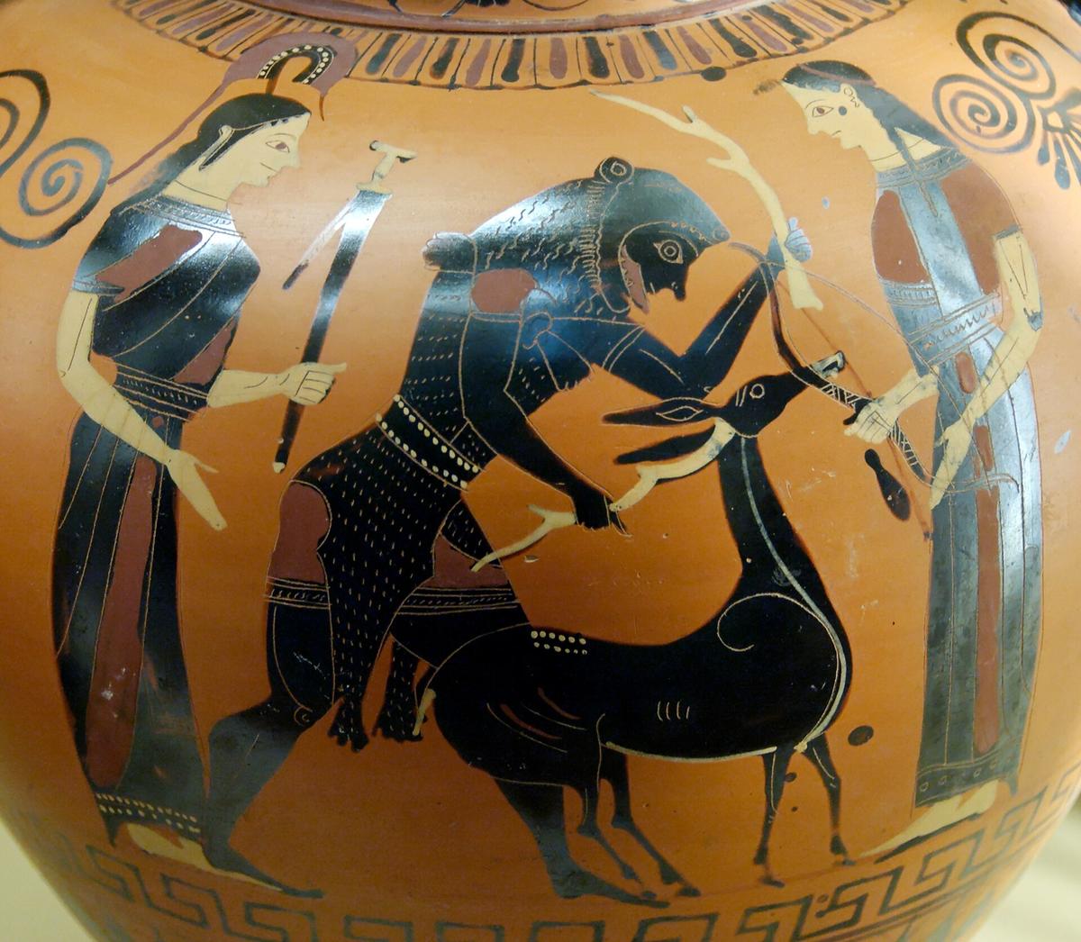 An amphora dating from circa 540 B.C. to 530 B.C., possibly from Vulci, depicting Herakles capturing the hind while Artemis and Athena look on. (Public Domain)