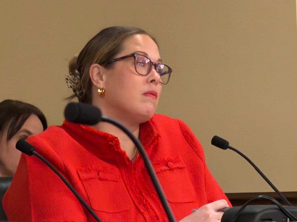Erin Campbell, Minnesota Management and Budget commissioner, fields questions from lawmakers at a meeting of the Fraud Prevention and State Agency Oversight Policy Committee in St. Paul, Minn., on Jan. 21, 2026. (Janice Hisle/The Epoch Times)