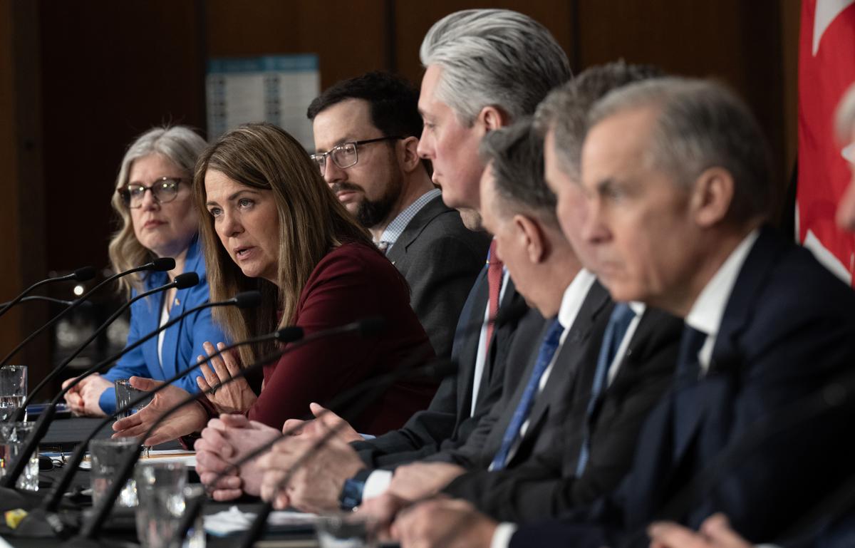 Carney, Smith React to Reports of Alberta Independence Advocates Meeting With US Officials