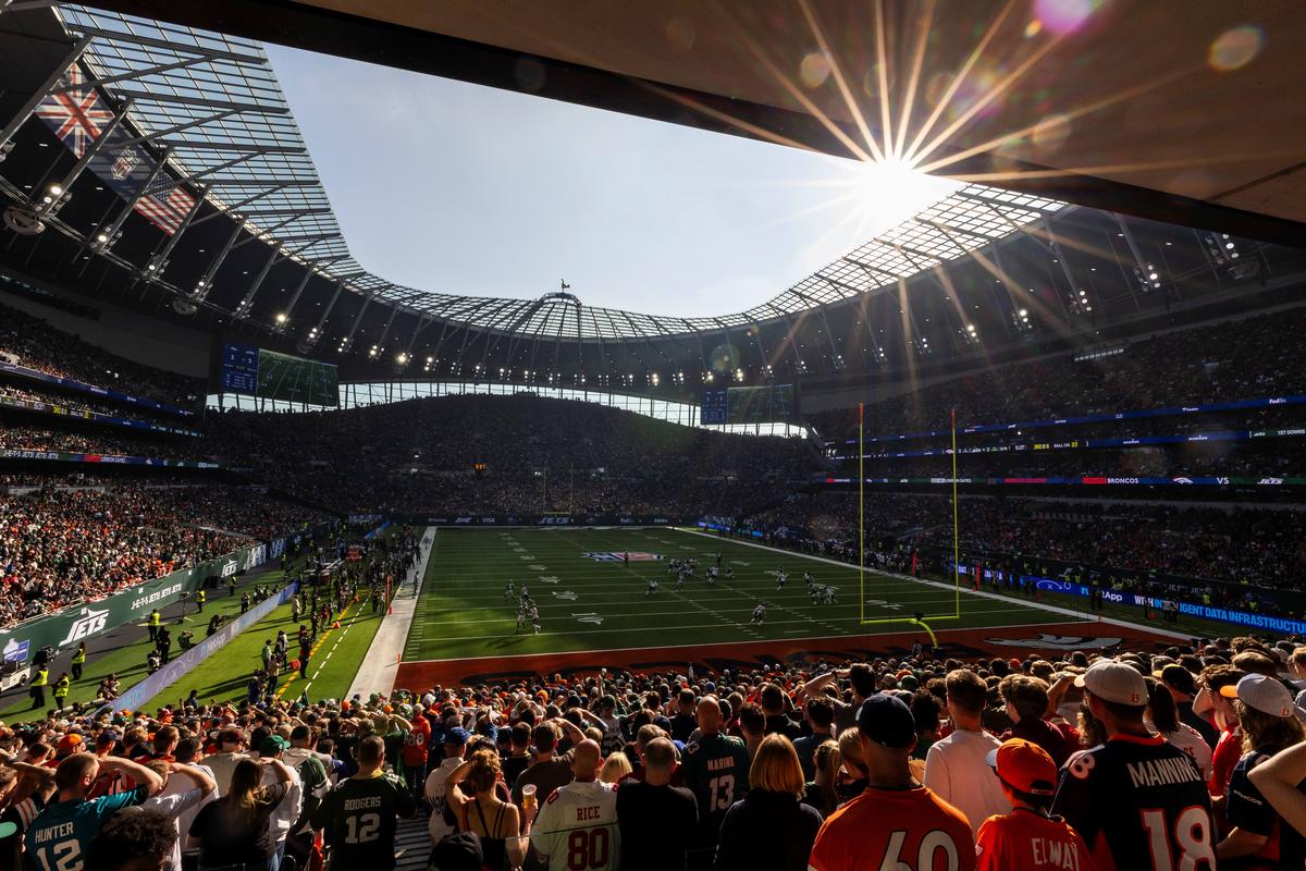 Sports, Maturity, and the Pitfalls of Performative Emotion