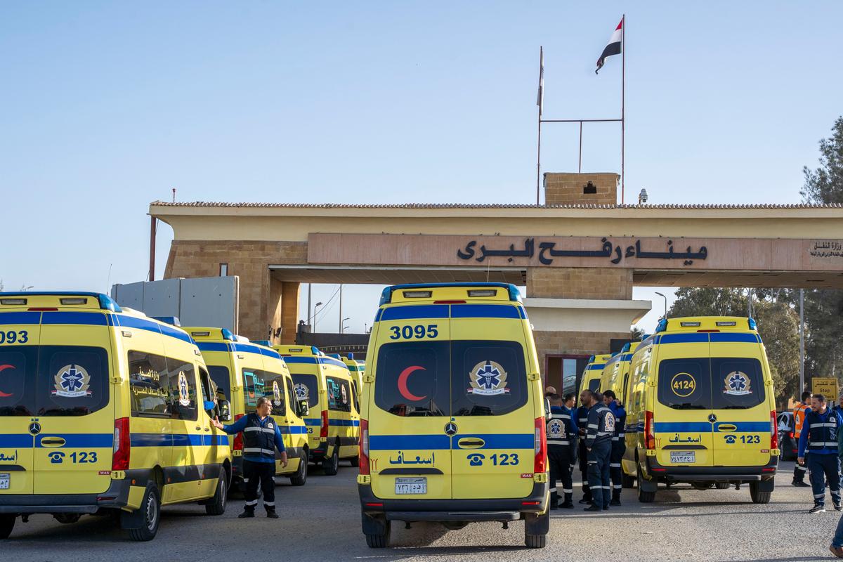 Dozen Palestinians Reenter Gaza via Rafah Crossing, Say Egyptian Media