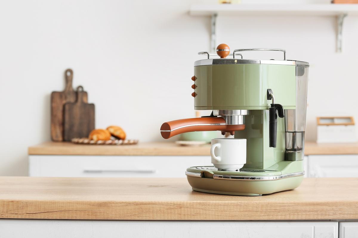 How to Deep-Clean a Coffee Maker