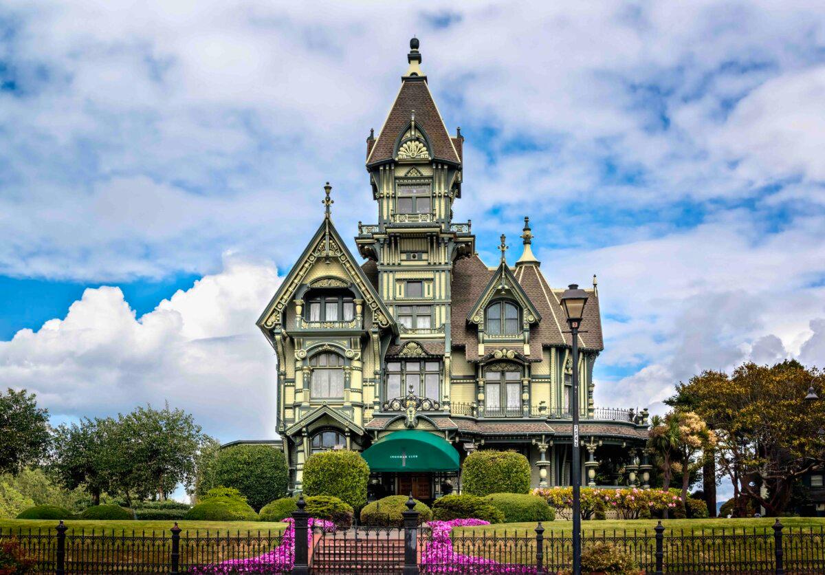 The 1884 Queen Anne architecture of Carson Mansion in Eureka, Calif. (Maria Coulson)
