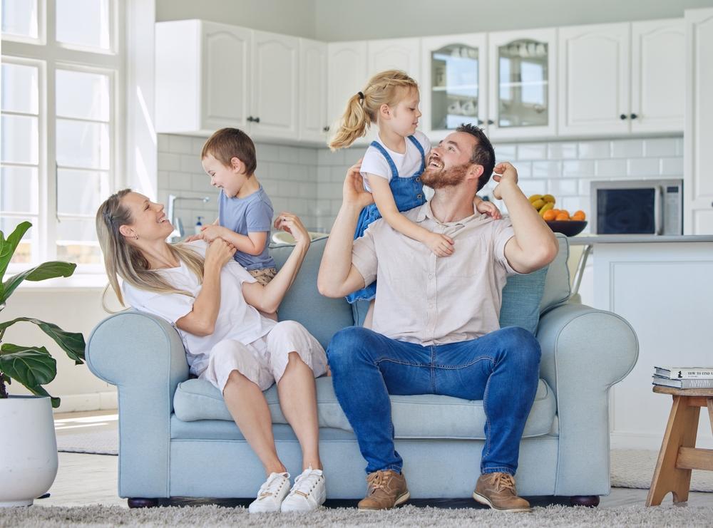 A healthy life includes people we love. (PeopleImages/Shutterstock)