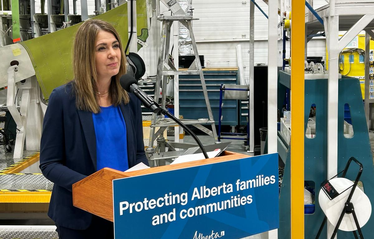 Alberta Premier Announces Referendum on Immigration, Constitutional Changes
