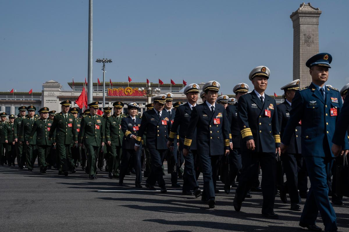 3 Senior Chinese Commanders Are Ousted on Corruption Charges