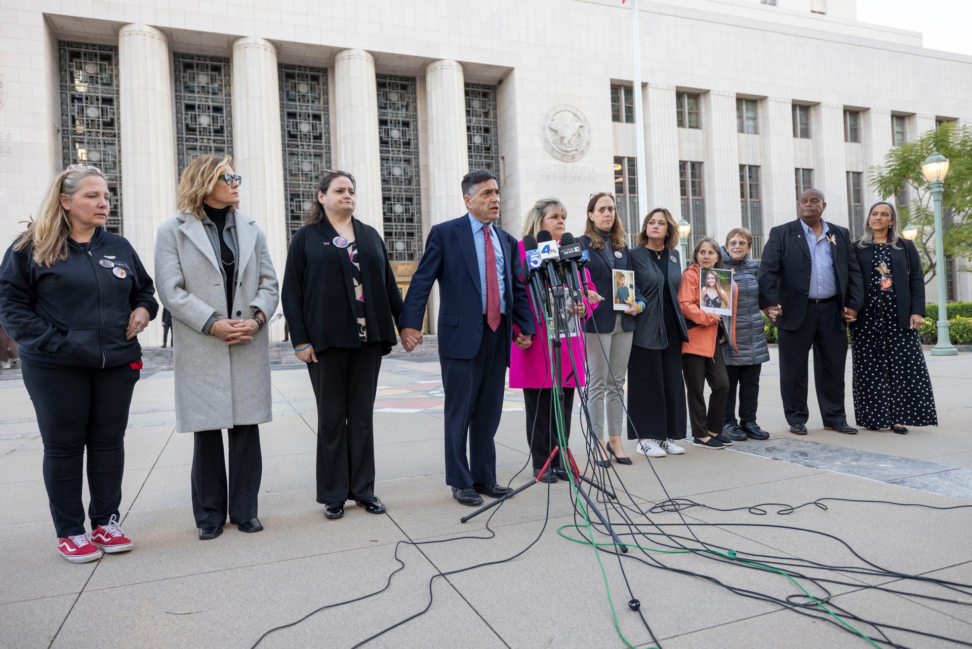 Как решения по делам, связанным с социальными сетями, могут перевернуть технологическую индустрию