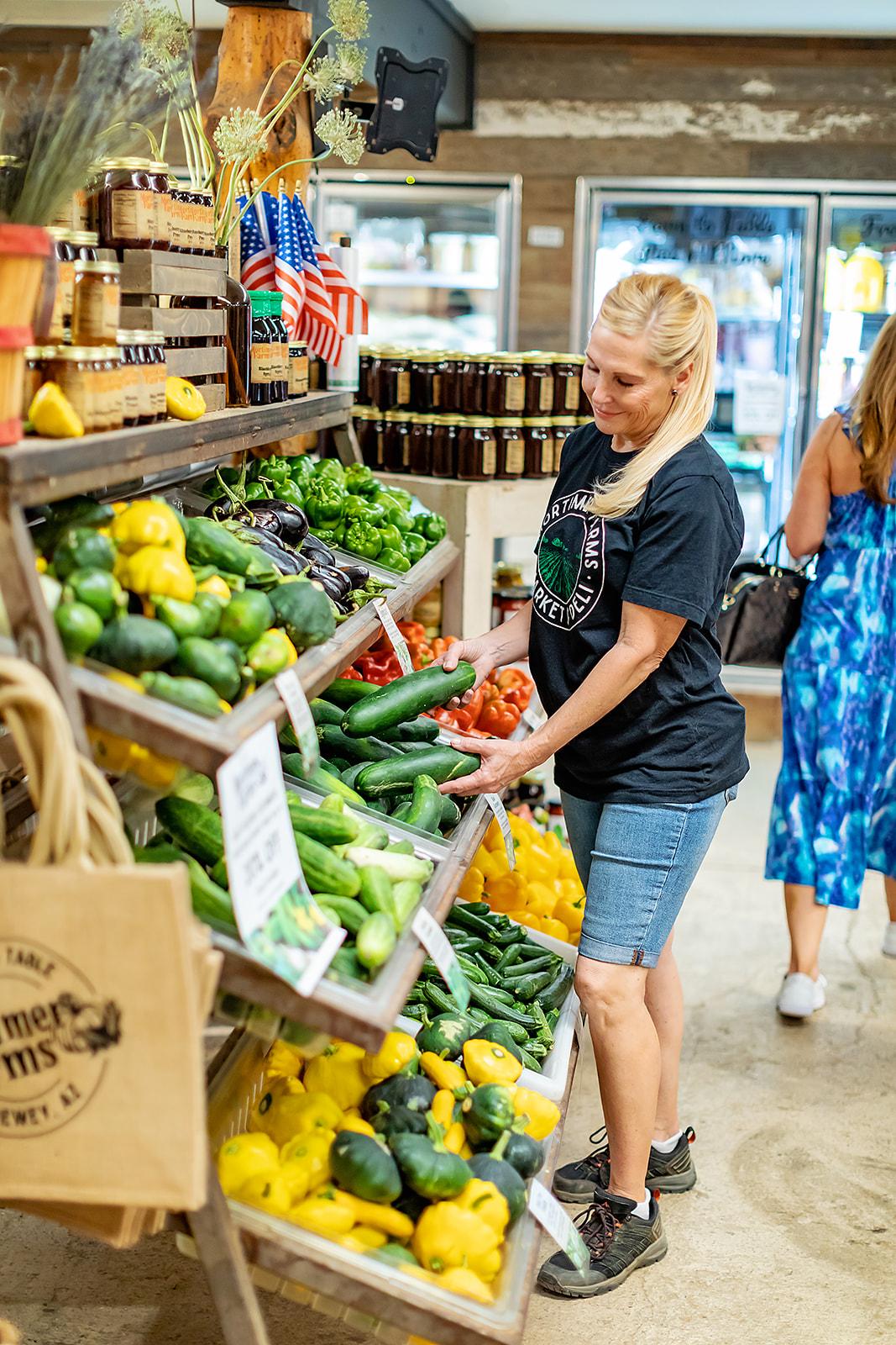 Mortimer Farms Market & Deli offers a variety of produce sourced from the farm. It's open seven days per week. (Courtesy of Mortimer Farms)