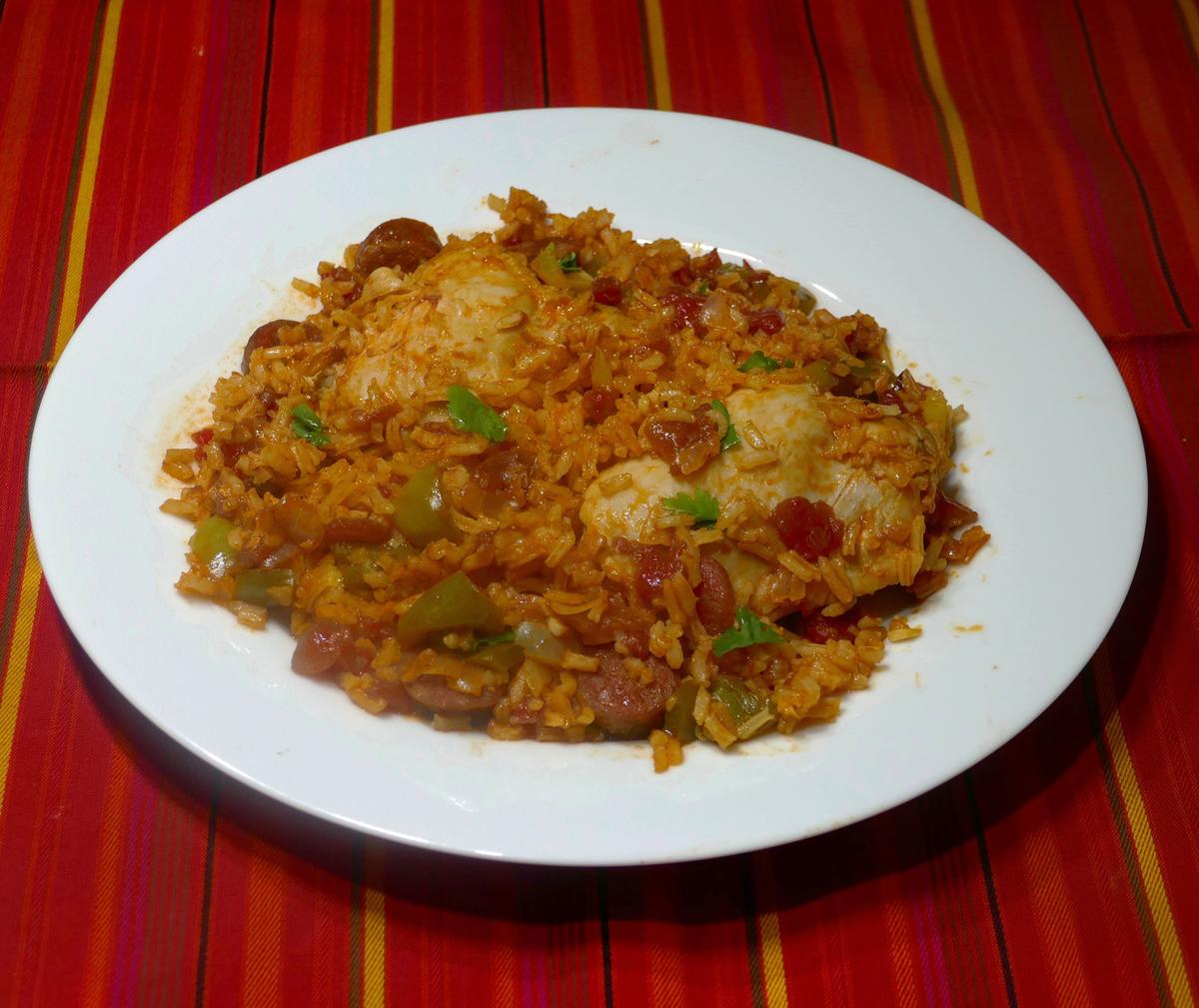 Spanish Chicken With Rice (Tender Chicken and Savory Rice)