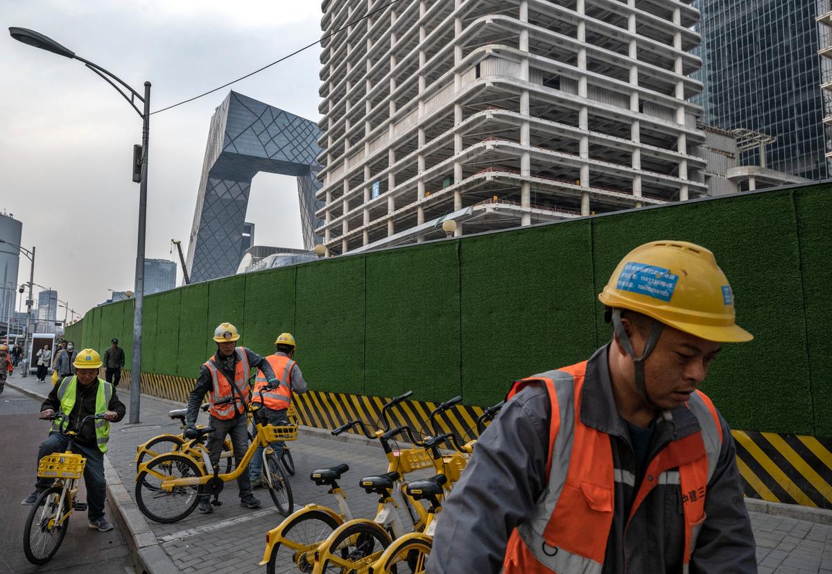 At Least One Credit Rating Agency Gets More Pessimistic About China