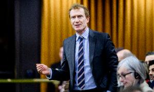 Culture Minister Miller Says Regulating Online Content a Duty of Federal Government