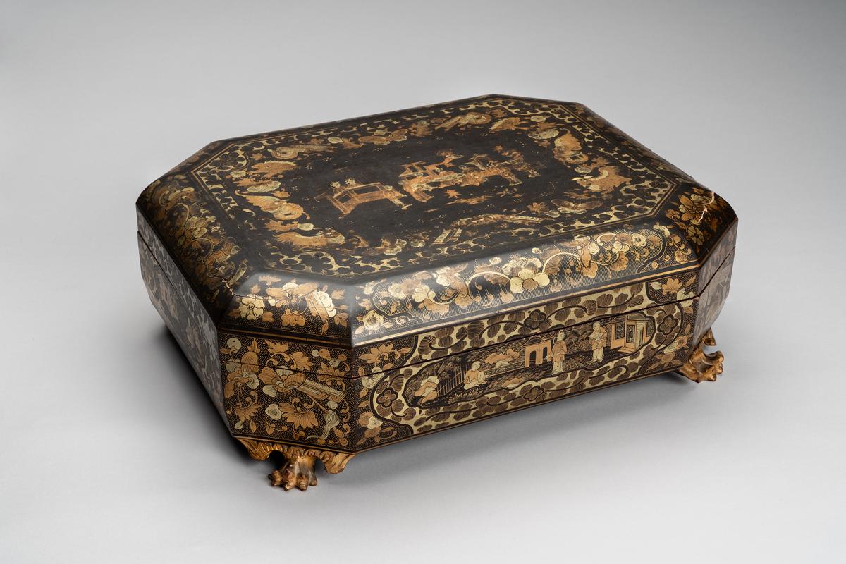 Lacquer card gaming box, circa 1800, by unknown Chinese artist in Canton, China. Lacquer on wood with mother of pearl counters. (Courtesy of Independence Seaport Museum)