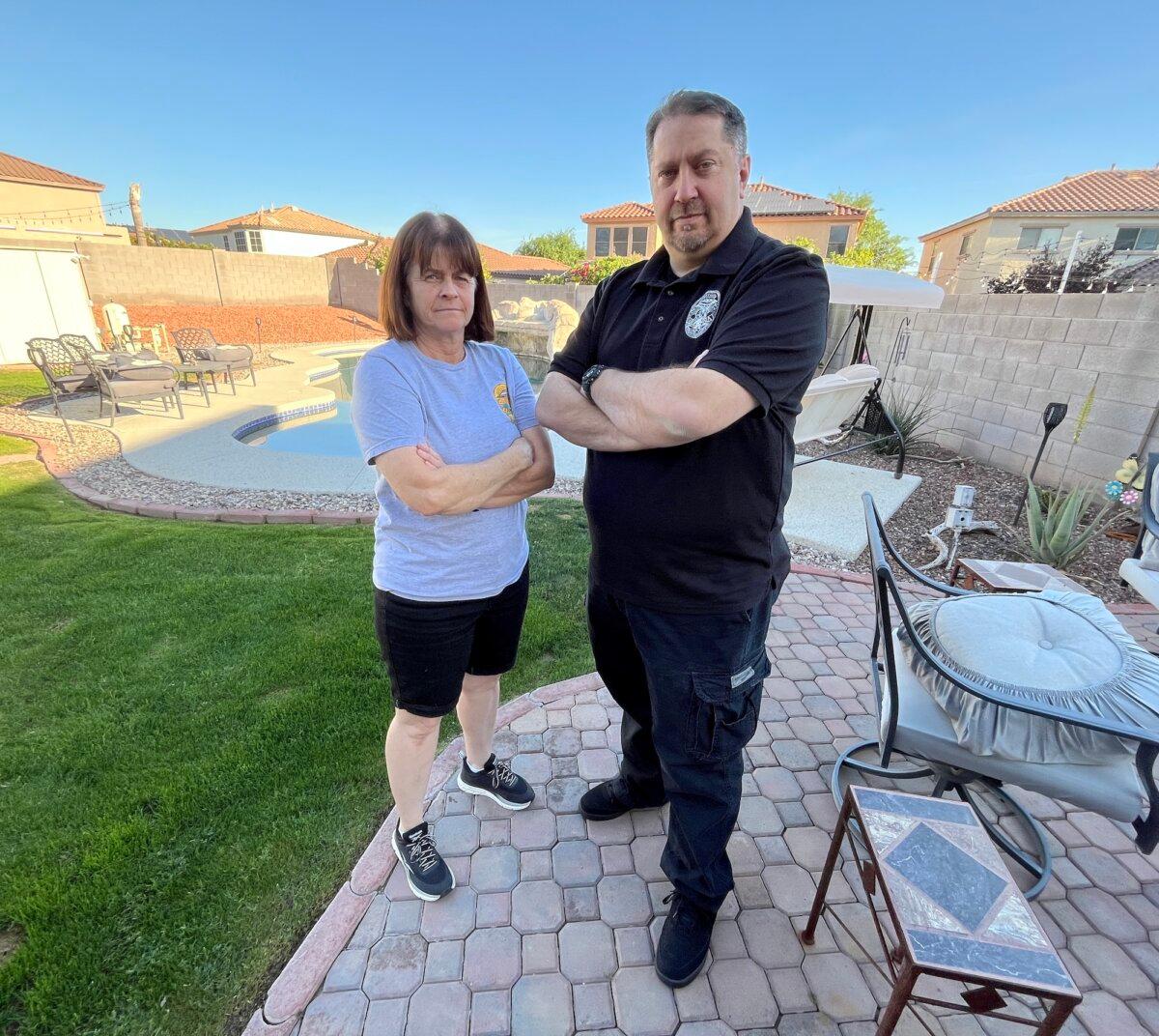 Marianne Robb and Dave Rich, both retired Arizona detectives who co-founded the Unidentified Anomalous Phenomenon Police Department, on March 18, 2026. (Allan Stein/The Epoch Times)