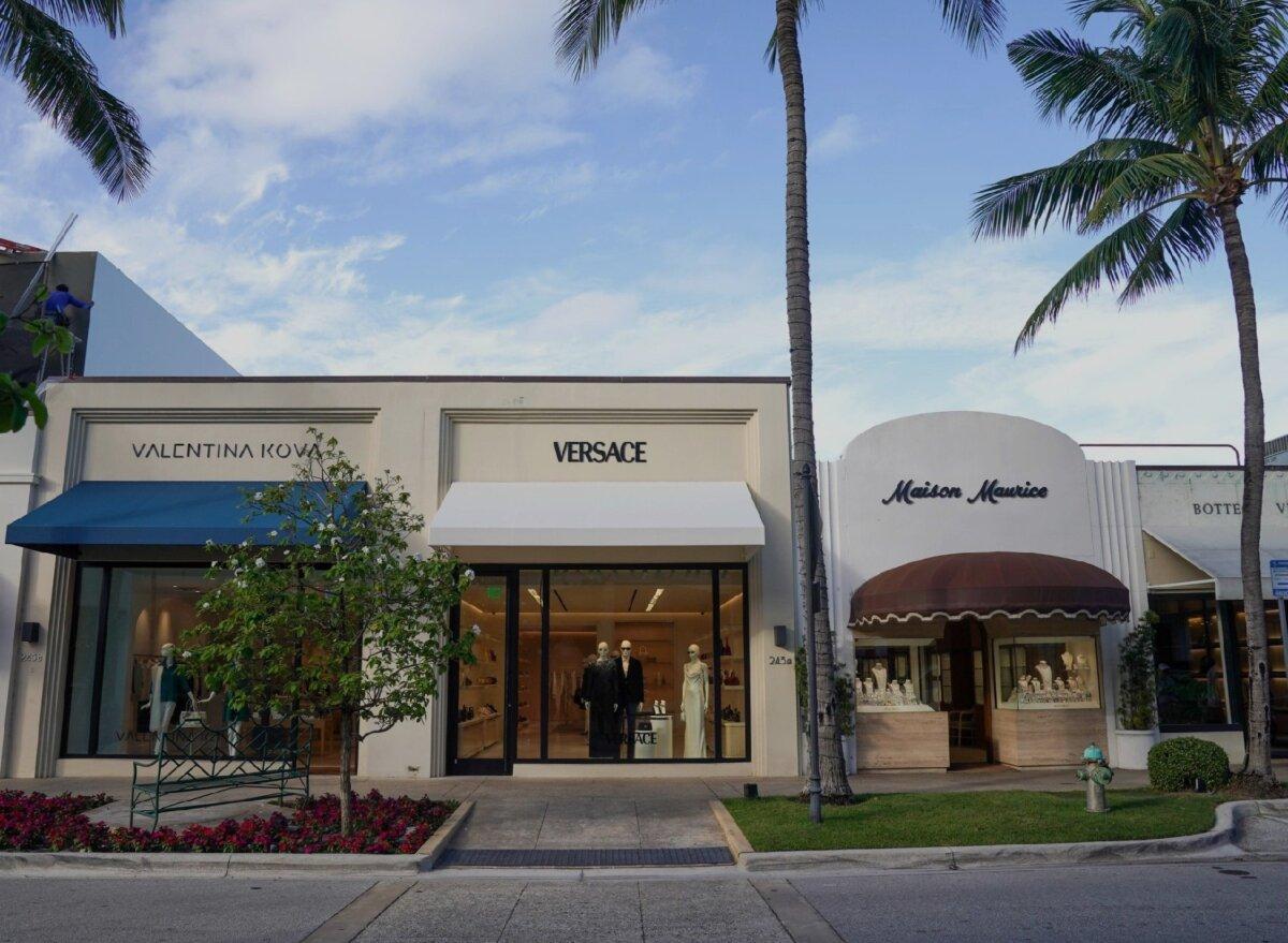 High-end shops on Worth Avenue in Palm Beach, Fla., attract locals and visitors alike. (Zhukovsky/Dreamstime)