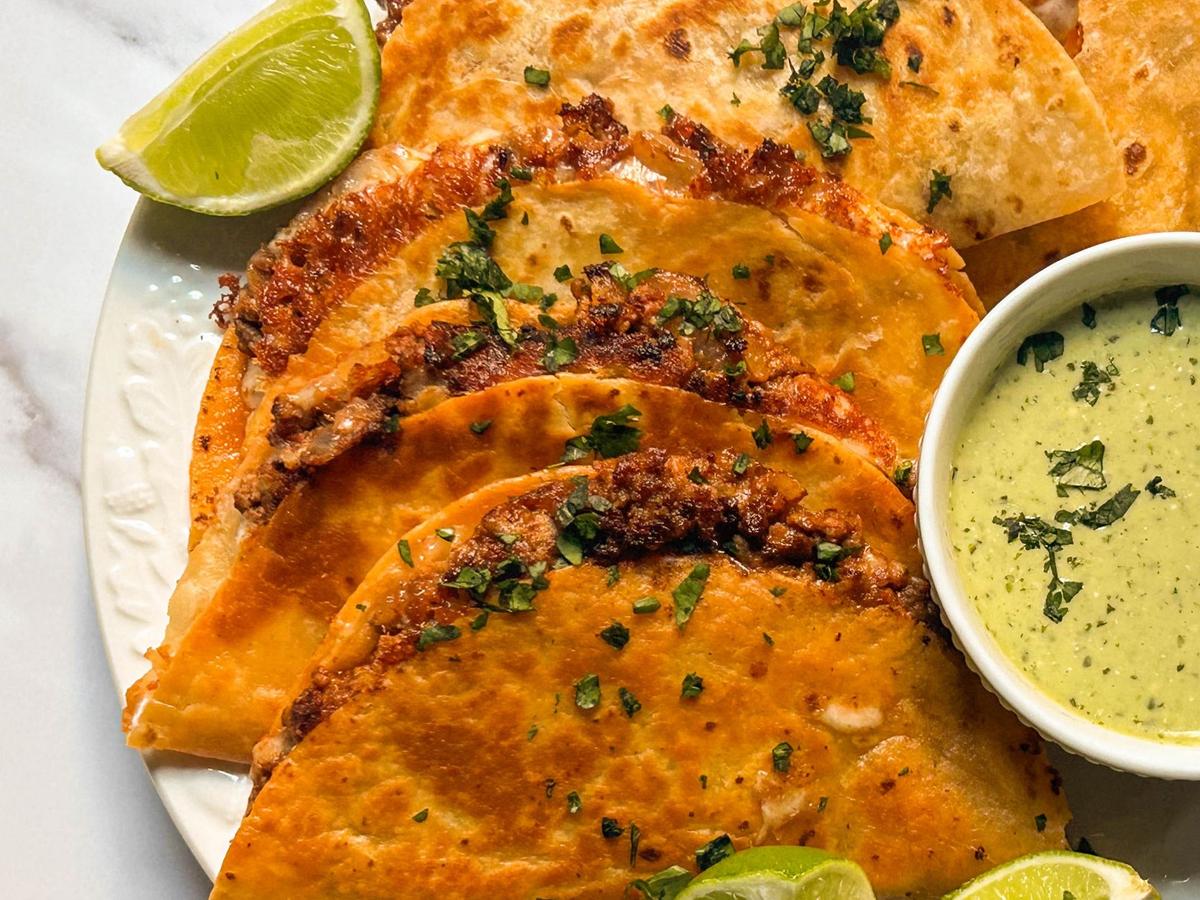 Whenever I Have Tortillas, I Make These Crispy Beef Tacos for Dinner