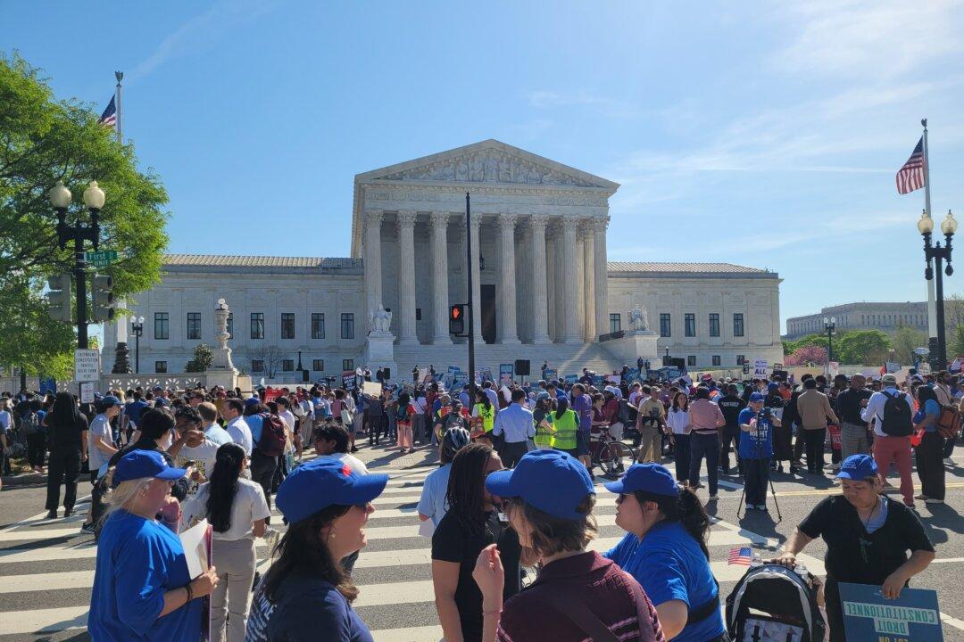 Key Takeaways From Supreme Court Hearing on Trump’s Birthright Citizenship Order