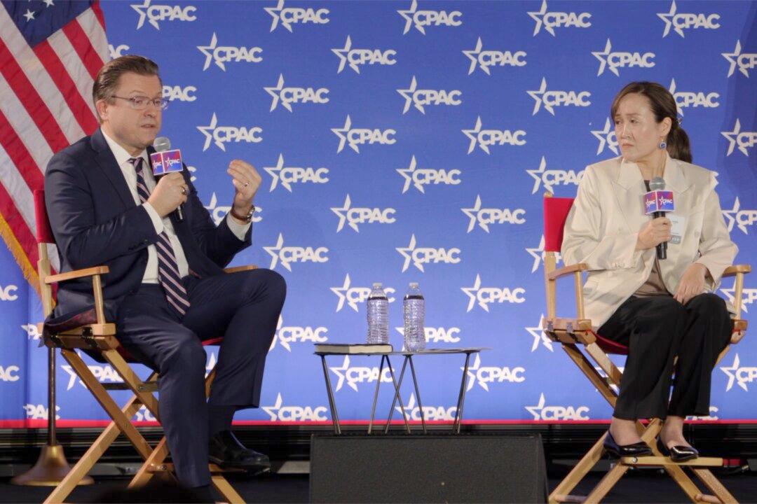 Panel Exposes Oppression of Religious Groups in China, Featuring Epoch Times Senior Editor Jan Jekielek