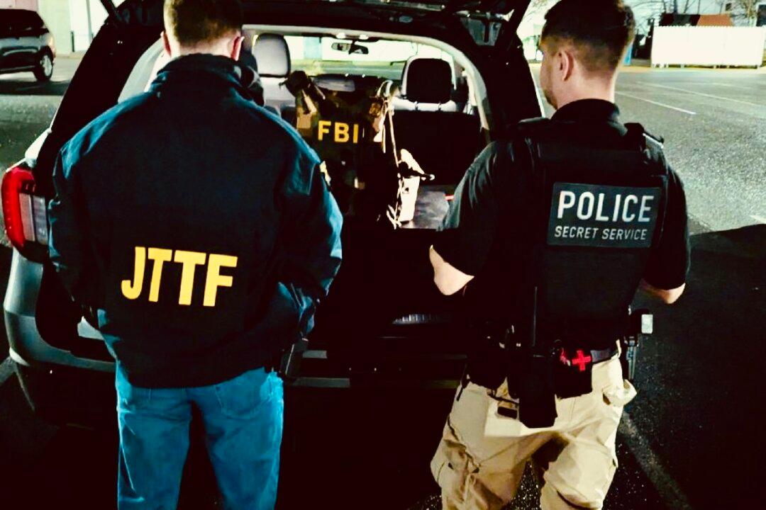 Sword-Wielding Massachusetts Man Arrested for Threatening to Kill Trump, FBI Says