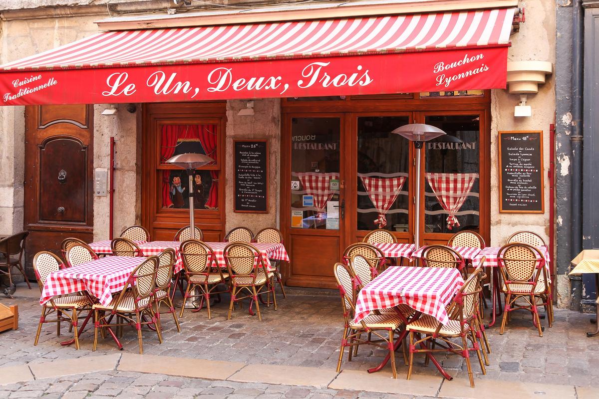 Traditional Lyonnais restaurants, known as bouchons, are common in Vieux Lyon. (ricochet64/Shutterstock)