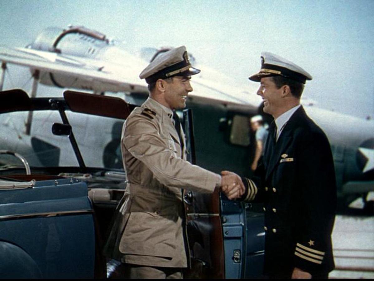 ‘Crash Dive’: Orders Beneath the Waves