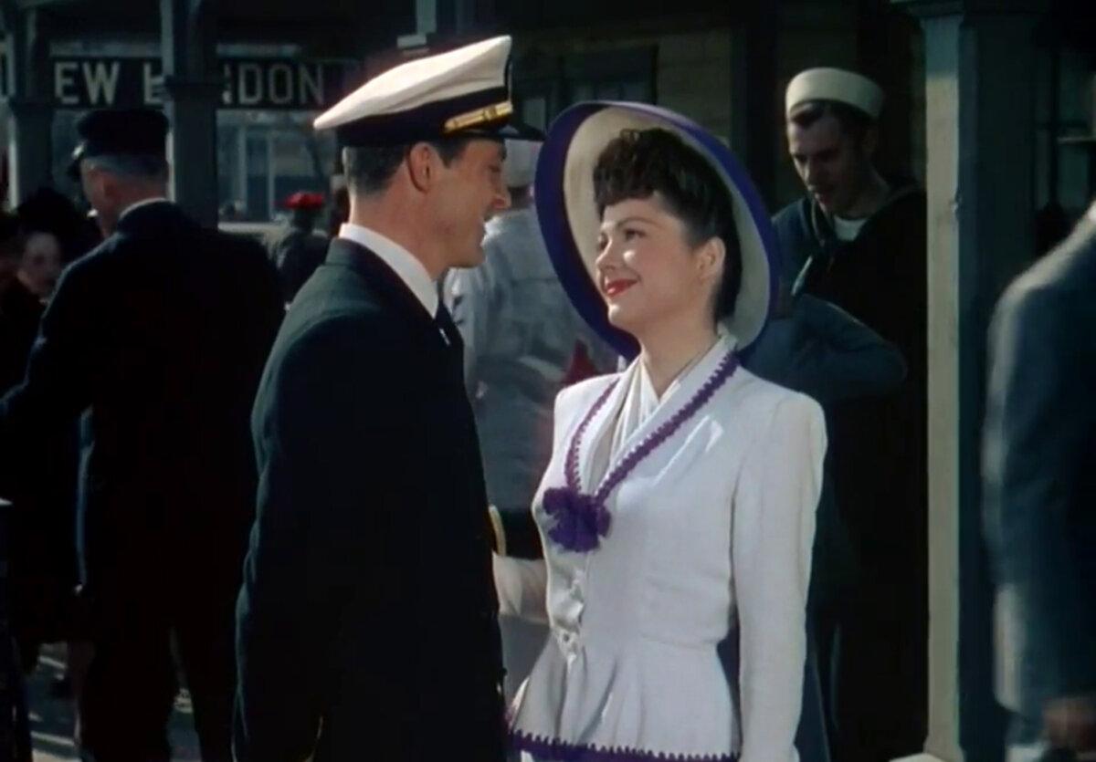 Lt. Cmdr. Dewey Connors (Dana Andrews) with Jean Hewlett (Anne Baxter), in “Crash Dive.” (20th Century-Fox)