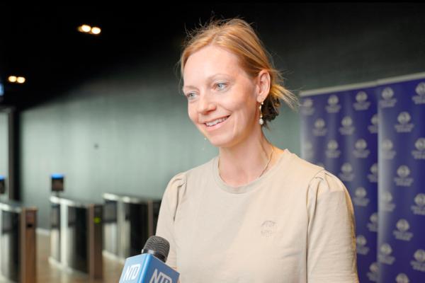 Shen Yun Artists Are ‘Very Courageous,’ Says Danish Parliament Member