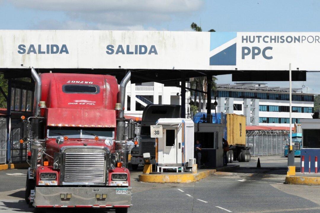 Hong Kong Company Seeks Arbitration Against Maersk Over Panama Port