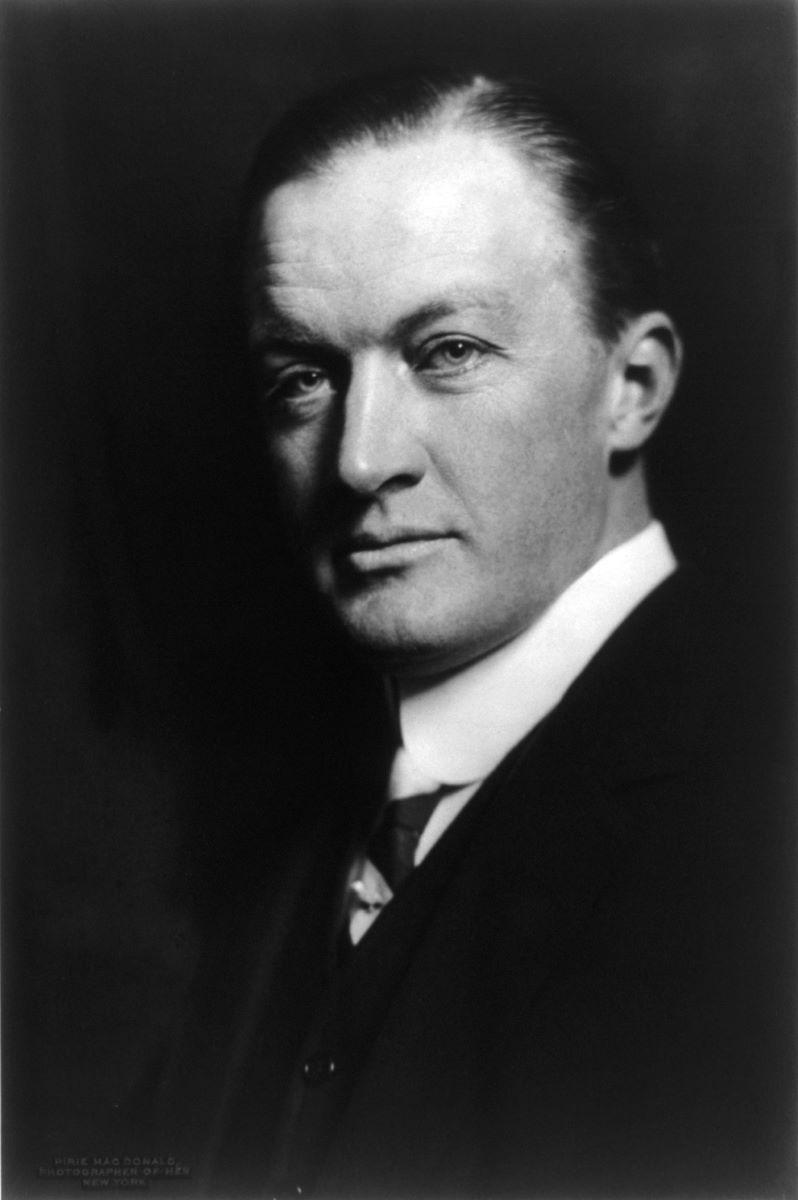 John Russell Pope, American architect, 1911. Library of Congress. (Public Domain)