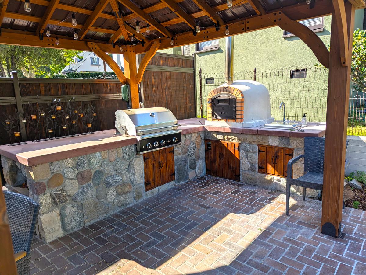 Ask the Builder: Outdoor Kitchen Tips